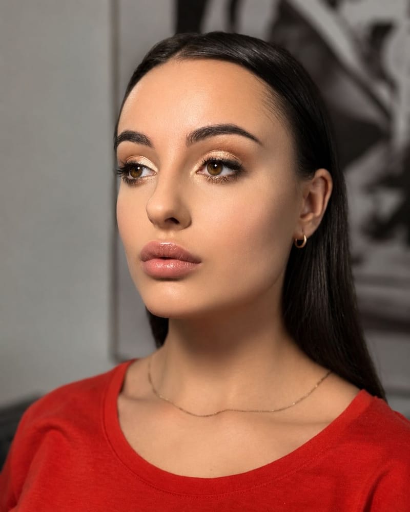 Soft glam makeup with bronzed eyes and nude lip